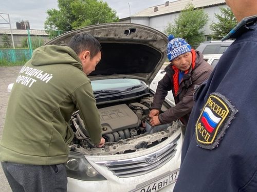 В Туве передали очередную партию конфискованных авто на нужды СВО