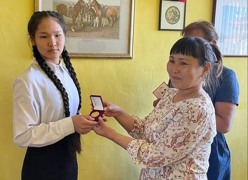 Аржаан школазының чоргааралы – Аялга Донгак