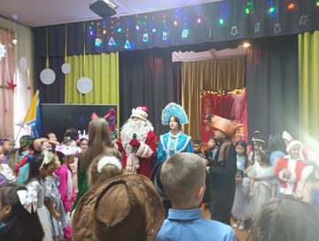 Тоолзуг көргүзүүн бараалгаткан