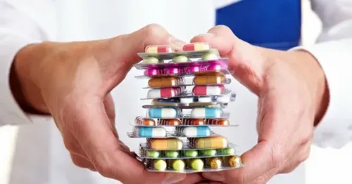 Эм-таң садар акша-хөреңгини немей алыр.