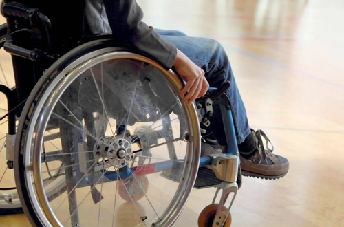 Владимир Путин подписал закон о двух пенсиях детям-инвалидам погибших на СВО военных