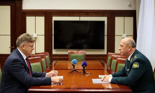 В преддверии Дня таможенника состоялась рабочая встреча Анатолия Серышева и Александра Ястребова