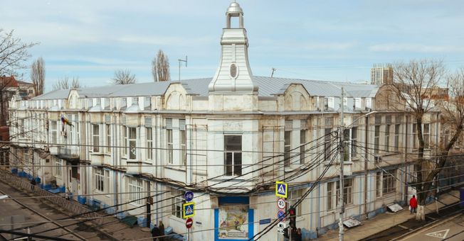 История старинного особняка Краснодара: Доходный дом, синдикат, школа