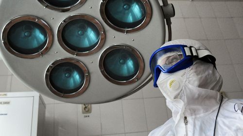 Попова заявила о стремительном росте заболеваемости COVID-19