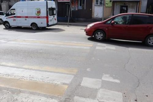 В Кызыле «Партийный десант» провел мониторинг безопасности пешеходных переходов