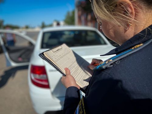 Житель Кызыла расплатился с долгами по алиментам после изъятия автомобиля