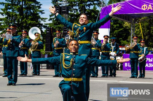«Фанфары в Центре Азии» в прямом эфире