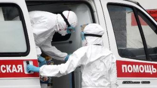 В Туве из-за роста заболеваемости COVID-19 на дистанционное обучение перевели пять школ