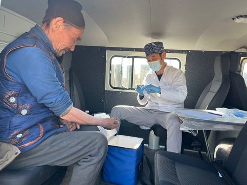 Саргыга удур тарып сыкыртыр