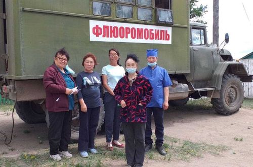 Флюорографическая бригада обследует жителей Дзун-Хемчикского района