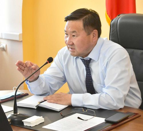 Ховалыг потребовал от районов «перезагрузки»