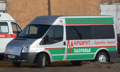 Жители Каа-Хемского района могут попасть на прием к узким специалистам мобильной бригады