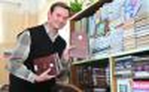 Библиотекарь с душой поэта