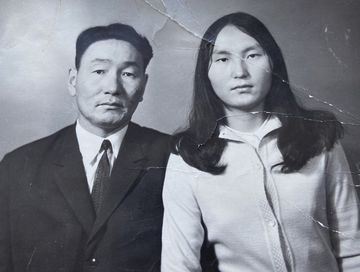 Бүгү назынында философия дээш...