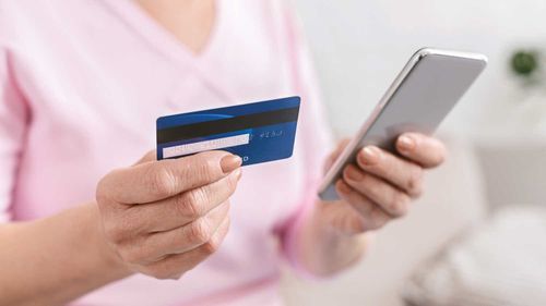 Вместо рефинансирования – кабала. О том, как мошенники развели жительницу Тувы