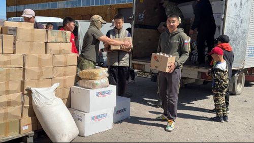Тува отправила 20 тонн гуманитарной помощи для военнослужащих и жителей Свердловска ЛНР