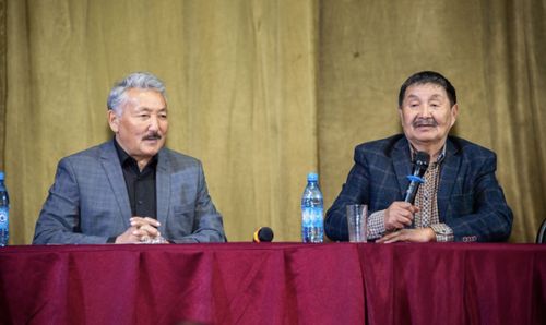 Как прошел ежегодный отчет правительства Тувы в селе Кызыл-Мажалык