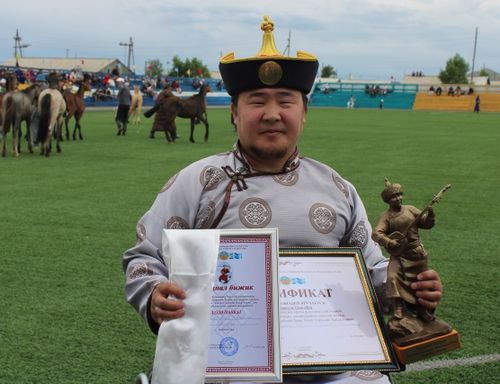 Хөөмейжи Мундукай Лопсанның шаңналы – аскыр өөр чылгы