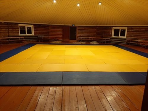 В районах Тувы продолжается строительство малых спортивных залов