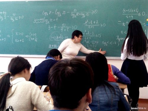 Впервые в Туве пройдет Неделя учителя