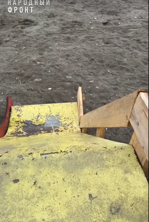 Детская площадка в Кызыле: ремонт есть, но безопасность под вопросом