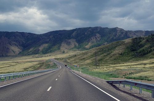 Тува в этом году планирует обновить 70 километров автодорог