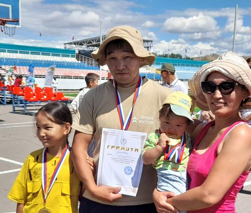 Самая спортивная семья-семья Хураганов из Тес-Хема