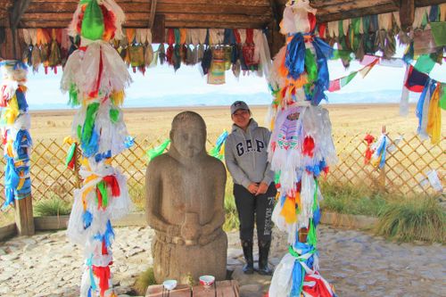 Каменный «Чингисхан»