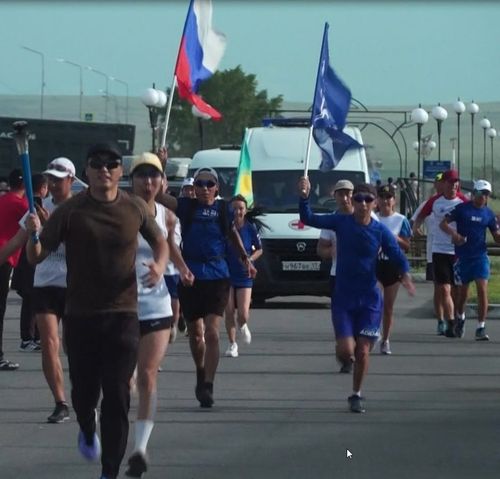 Столица Тувы встретила участников эстафеты «Бег гармонии»