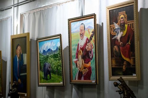 В Кызыле работает выставка молодых художников, посвящённая Наадыму-2019 