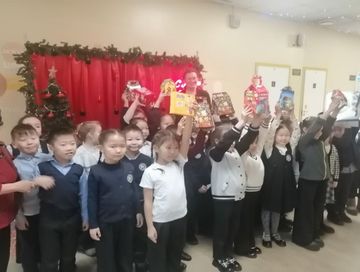 Уругларга өөрүшкүнү сөңнеп тур бис