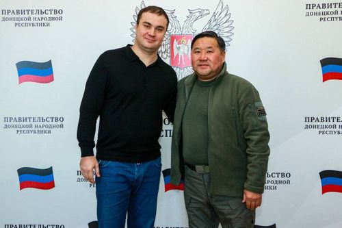 Виталий Хоценко: "Все регионы России поддерживают Донбасс и Республика Тыва не исключение"