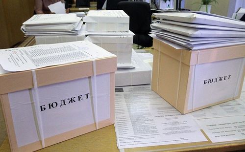 Парламентарии внимательно изучают проект бюджета Тувы