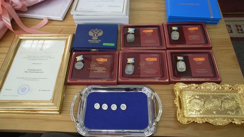 В честь Дня Республики в Правительстве Тувы состоялась церемония награждения тружеников разных отраслей