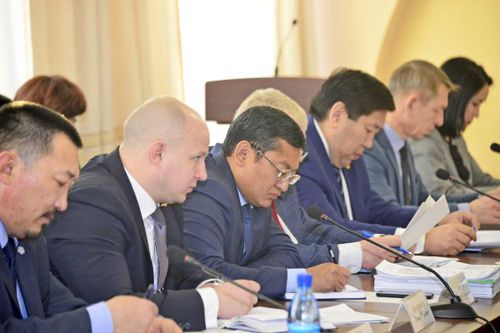 Ускоренное социально-экономическое развитие Тувы – в формате оперативного штаба 