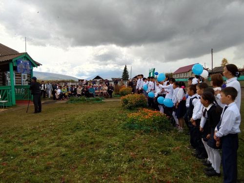 В селе Хут появилась «Парта Героя»