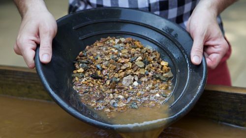 На территории трёх районов Тувы установлен мораторий на выдачу лицензий для добычи золота до 2033 года