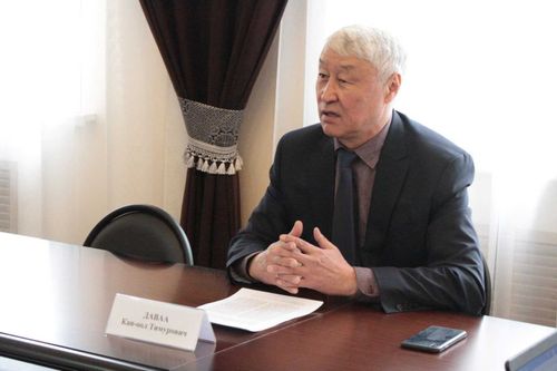 Кан-оол Даваа пообещал помочь бодибилдерам Тувы в проведении чемпионата