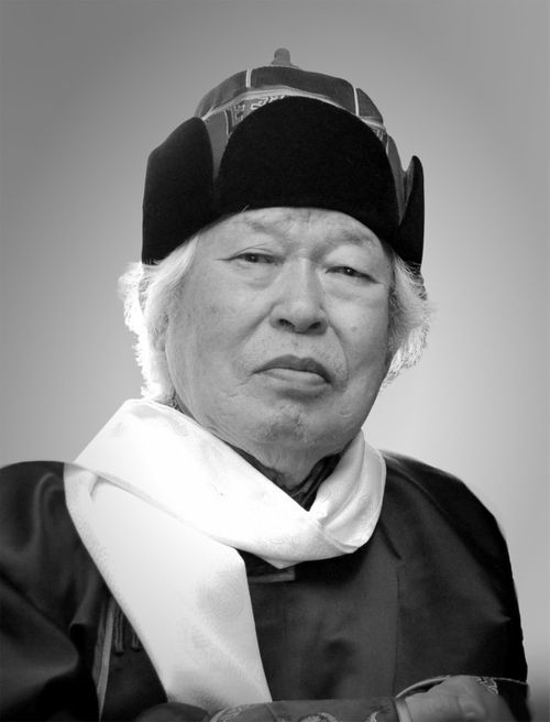 В Туве простились с Монгушем Кенин-Лопсаном