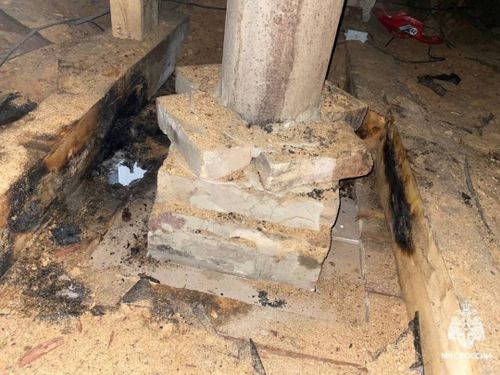 Трещина в трубе привела к пожару