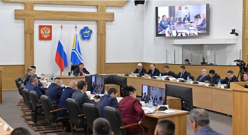 В Правительстве Тувы рассмотрели промежуточные итоги налоговой кампании