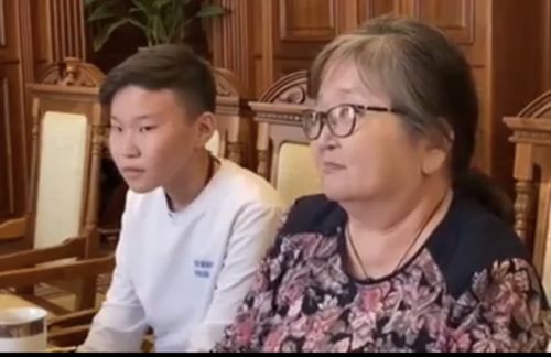 Келир үениң гроссмейстеринге бажың айтырыын шиитпирлежир