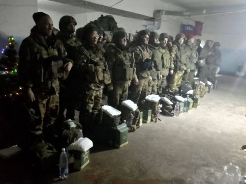 А в блиндаже, как в юрте…