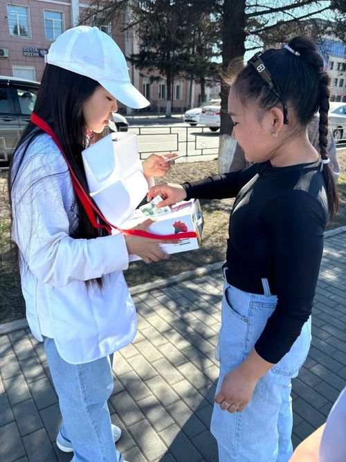 Не словом, а делом!