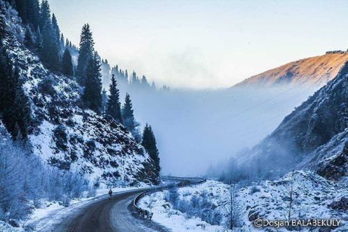 В полтора раза больше снега. Убираем сами?