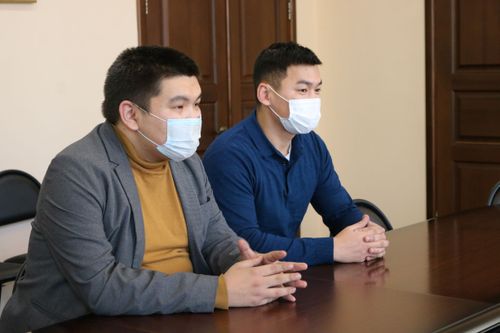 Тувинские волонтеры разработают совместный с депутатами график выездов в районы