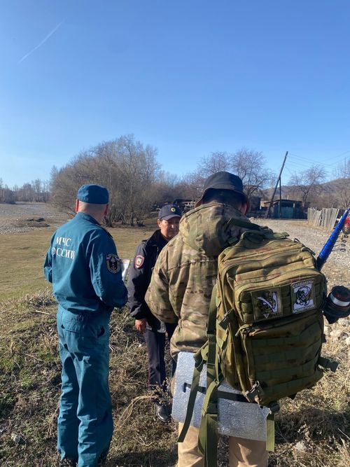 Рыбаков Каа-Хемского района предупреждают об опасности тонкого льда