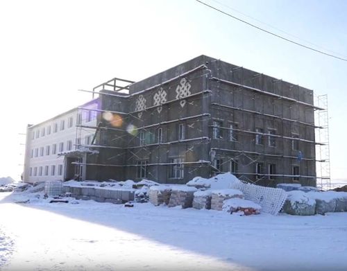 В Туве у лечебного озера Чедер продолжается строительство санаторно-курортного оздоровительного комплекса «Чедер»