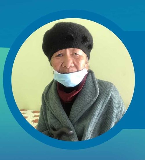 Пожилая женщина приехала из района навесить своих сыновей, да заблудилась