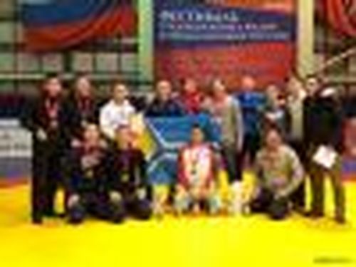 Боролись не в охапку, а за вороток